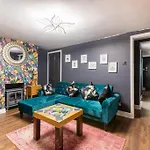 Basement Flat, Regency Square